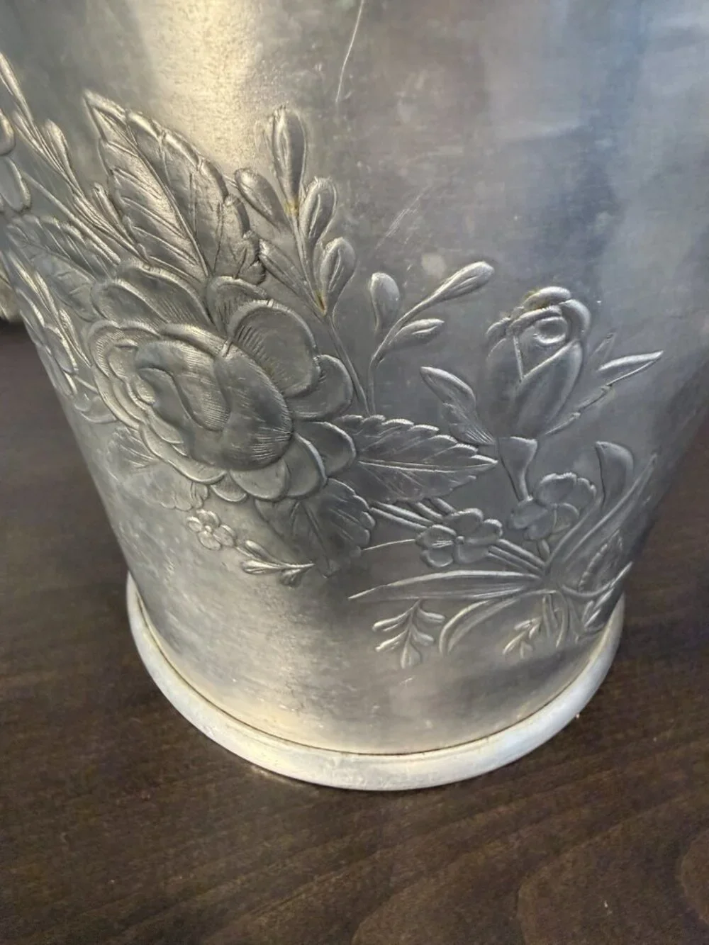 Everlast Forged Aluminum Ice Bucket w/ Lid Rose Pattern Hand Hammered MCM Vtg